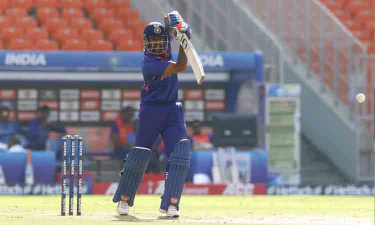 IND vs WI | హాఫ్ సెంచరీతో ఆదుకున్న సూర్యకుమార్ యాదవ్