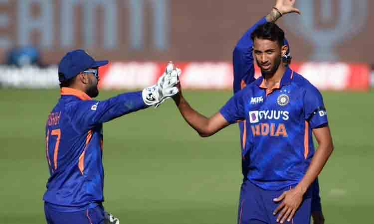 IND vs WI | టీమిండియాకు బ్రేక్ ఇచ్చిన ప్రసిద్ధ్ కృష్ణ.. తొలి వికెట్ కోల్పోయిన విండీస్