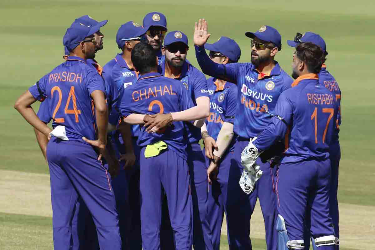IND vs WI | వరుస బంతుల్లో రెండు వికెట్లు తీసిన చాహల్.. ఐదు వికెట్లు కోల్పోయిన విండీస్