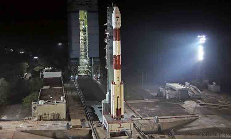 రేపు నింగిలోకి పీఎస్‌ఎల్‌వీ సీ52.. కౌంట్‌డౌన్‌ షురూ