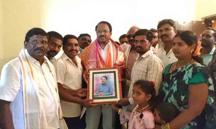 జ‌డ్చ‌ర్ల మండ‌లంలో 24 డ‌బుల్ బెడ్రూం ఇండ్లు ప్రారంభం