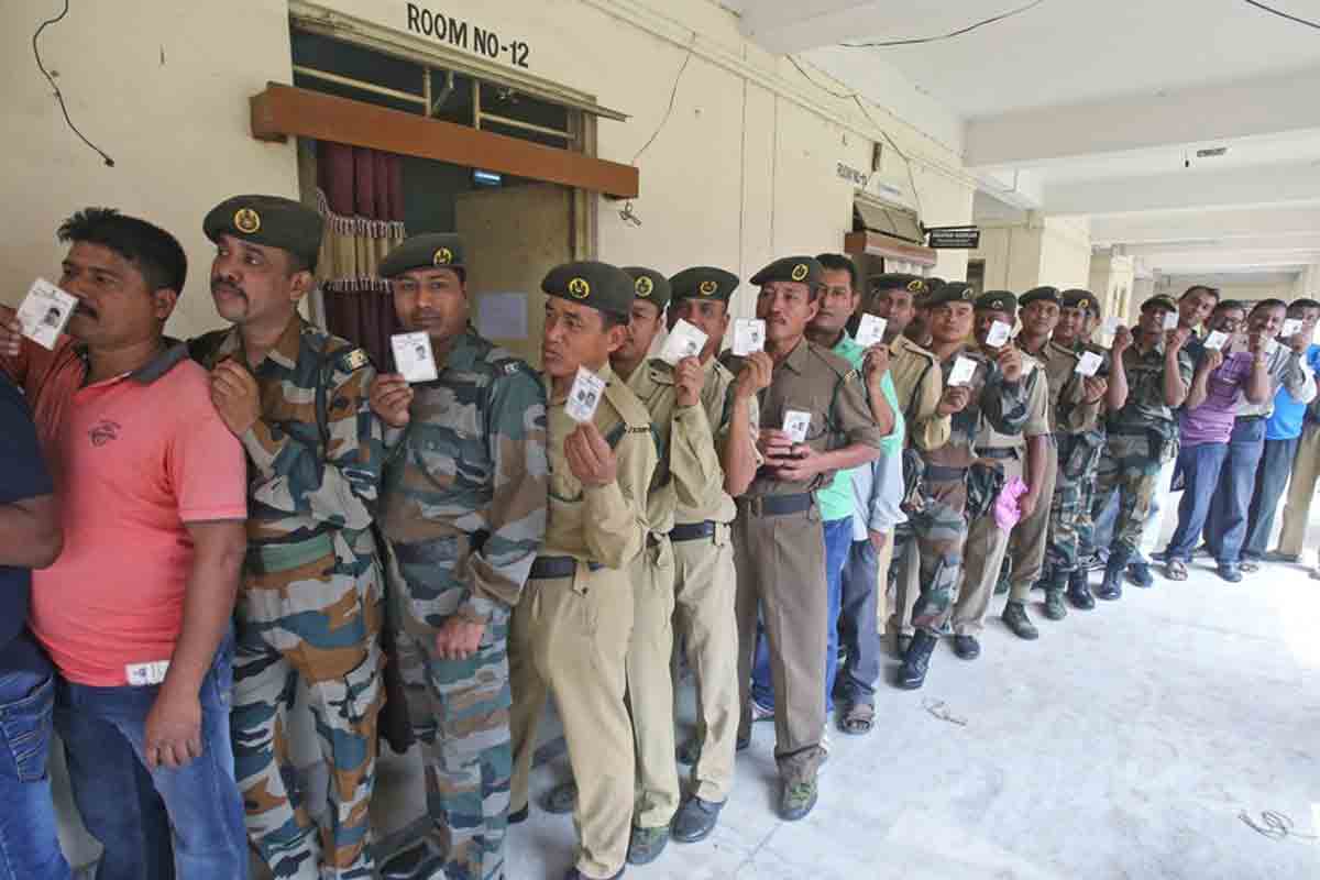 ‘సైనిక’ బలం ఎవరికో?