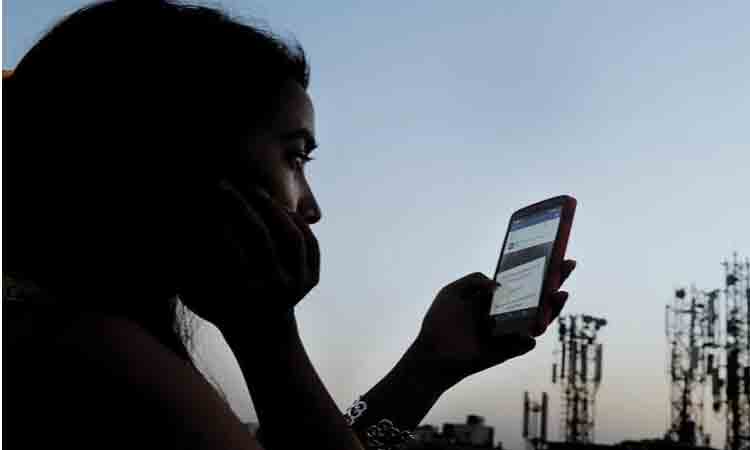 1.29 కోట్ల మంది జియోకు గుడ్‌బై