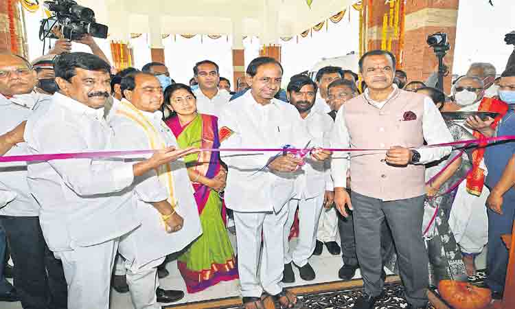 హైదరాబాద్‌ల భువనగిరి కలిసిపోతది