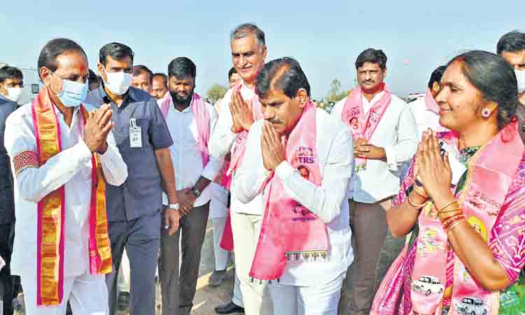 కలిసికట్టుగా ప్రగతి సాధించాలి