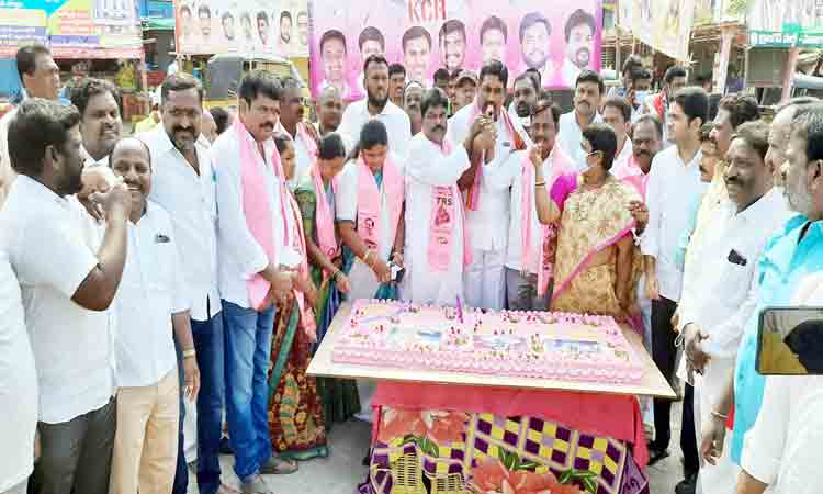 శతమానం భవతి