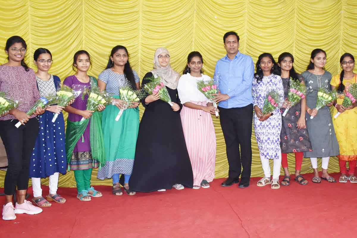 అల్ఫోర్స్‌ విద్యార్థుల అద్భుత ప్రతిభ