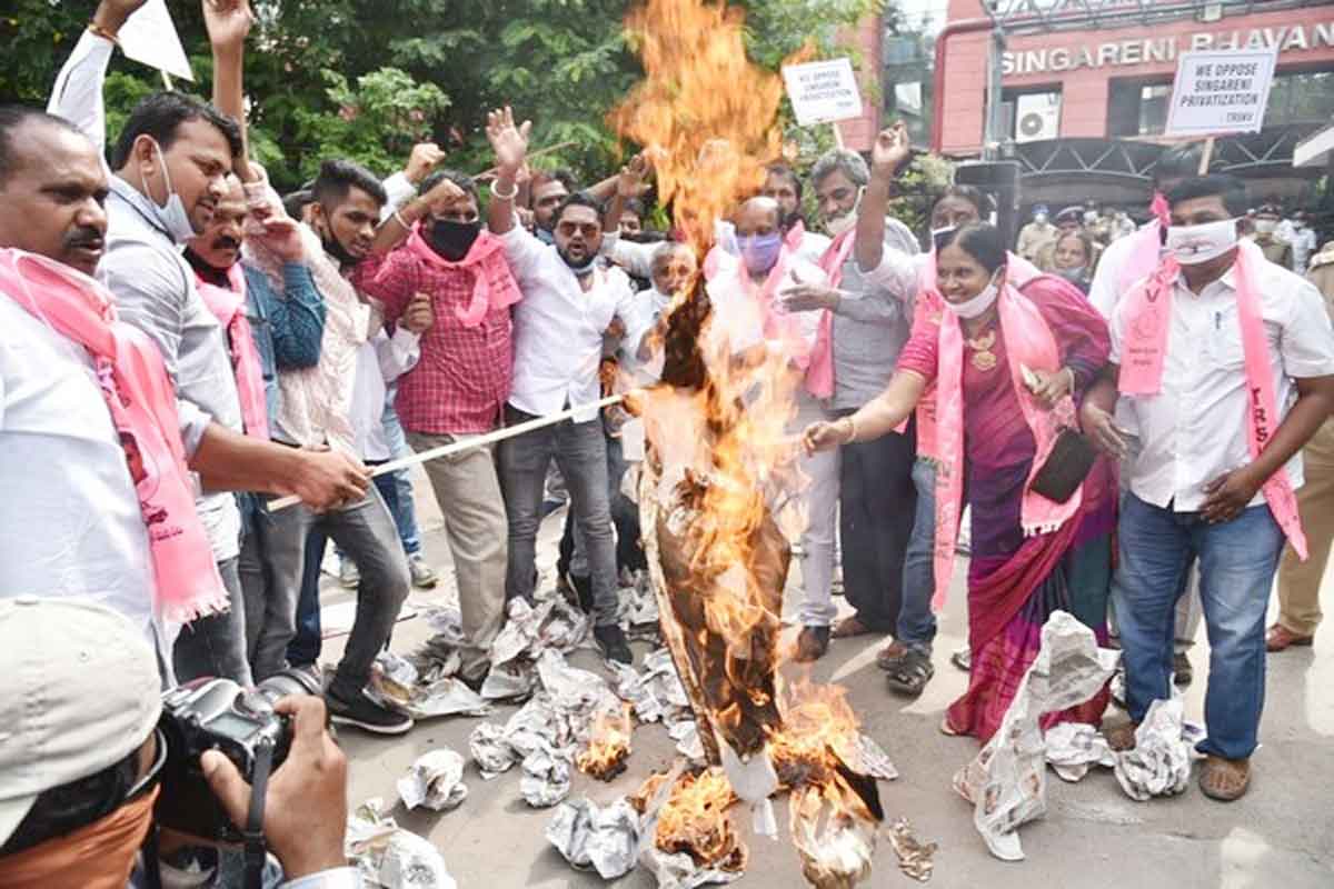 సింగరేణిని ప్రైవేటీకరిస్తే మరో ఉద్యమమే..