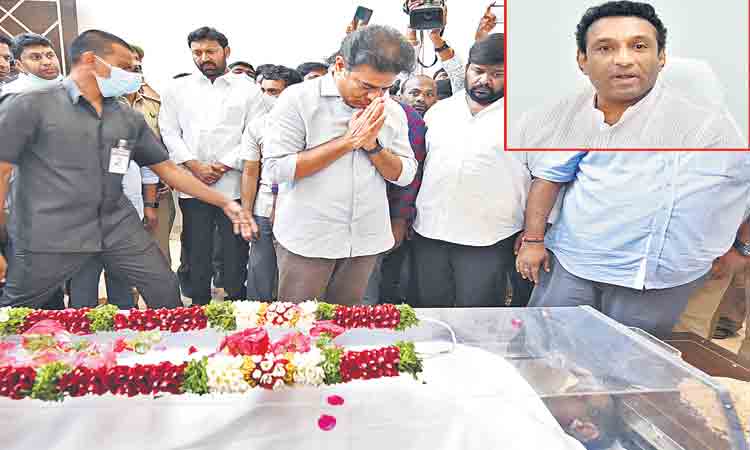 ఏపీ మంత్రి గౌతమ్‌రెడ్డి హఠాన్మరణం