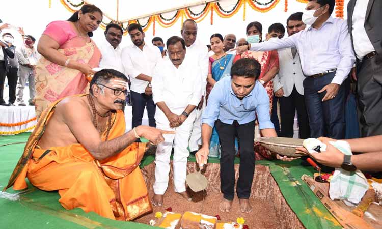 హైదరాబాద్‌ నలుదిశలా ఐటీ: మంత్రి కేటీఆర్‌