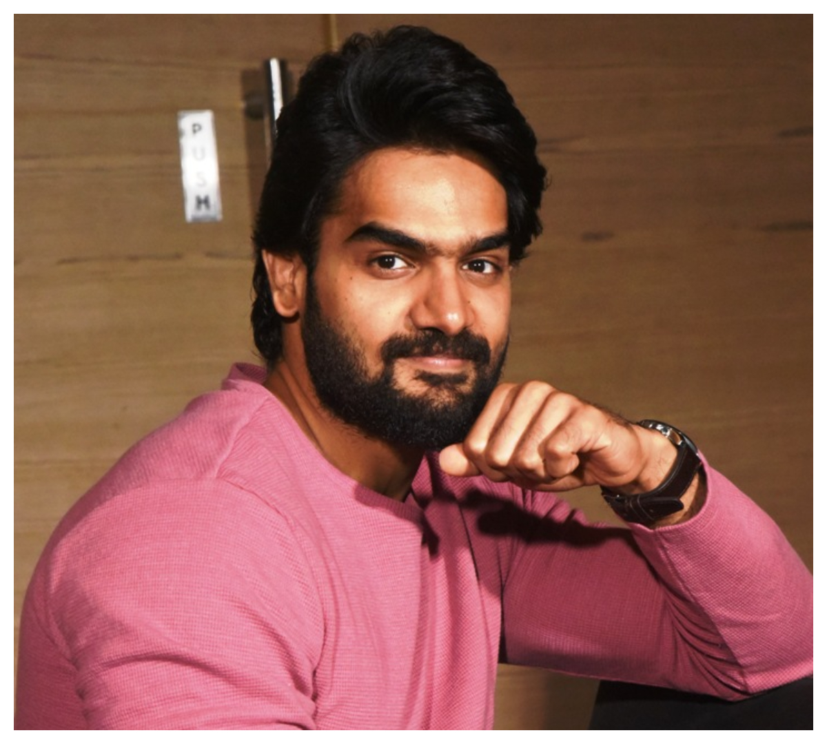 Karthikeya | కార్తికేయ ఇంటర్వ్యూ ఫొటోస్..