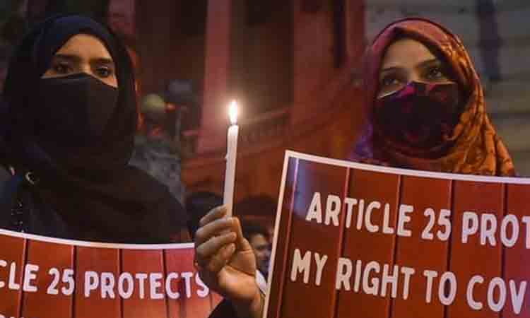 హిజాబ్‌ వివాదం సమాజానికి మంచిది కాదు