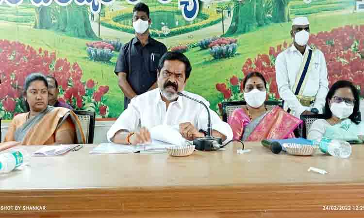 మౌలిక సదుపాయాలు కల్పించుకోవాలి