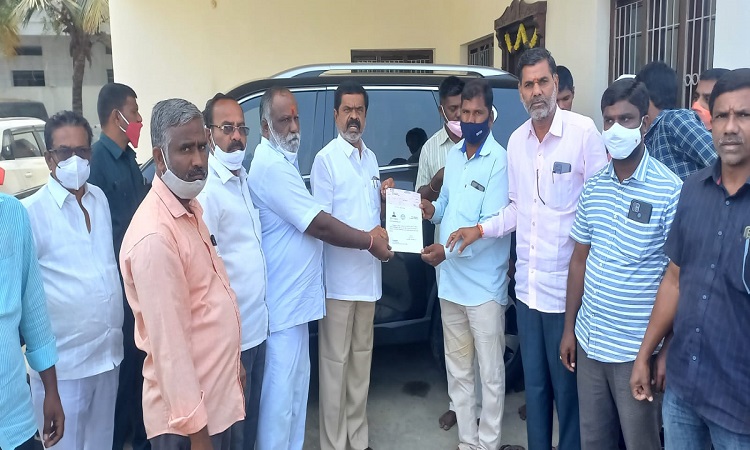 పేదల సంక్షేమమే ప్రభుత్వ లక్ష్యం