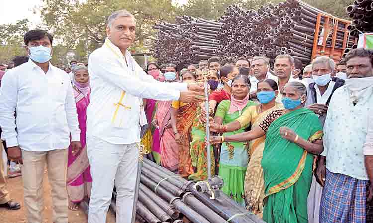 సాగులో కొత్త పద్ధతులు పాటించాలి