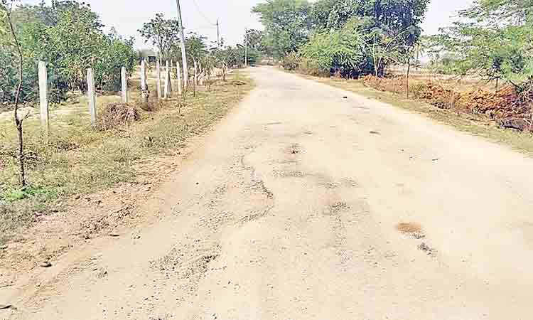 రోడ్లకు మహర్దశ