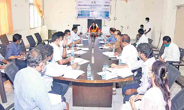 అనుమతుల ప్రకారమే భవనాలు నిర్మించాలి