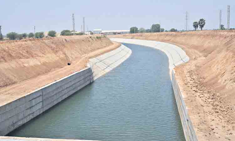 నాడు అరిగోస..నేడు భరోసా