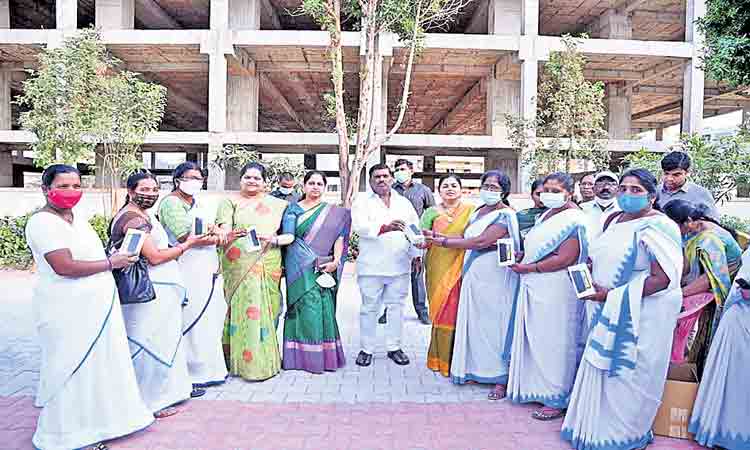 ప్రజలకు మెరుగైన వైద్య సేవలు