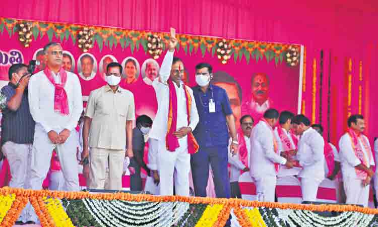 సంగారెడ్డి, జహీరాబాద్‌ బల్దియాలకు రూ.100 కోట్లు