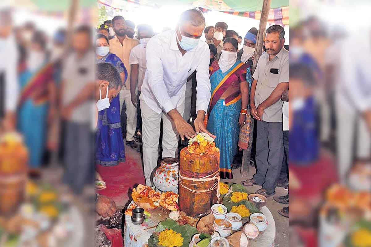 దళితులు ఆర్థికంగా ఎదగాలి