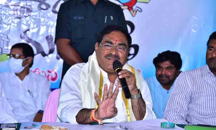 Minister Errabelli | పేదింటి యువతులకు కేసీఆర్ మేనమామలా మారారు: ఎర్రబెల్లి దయాకర్ రావు