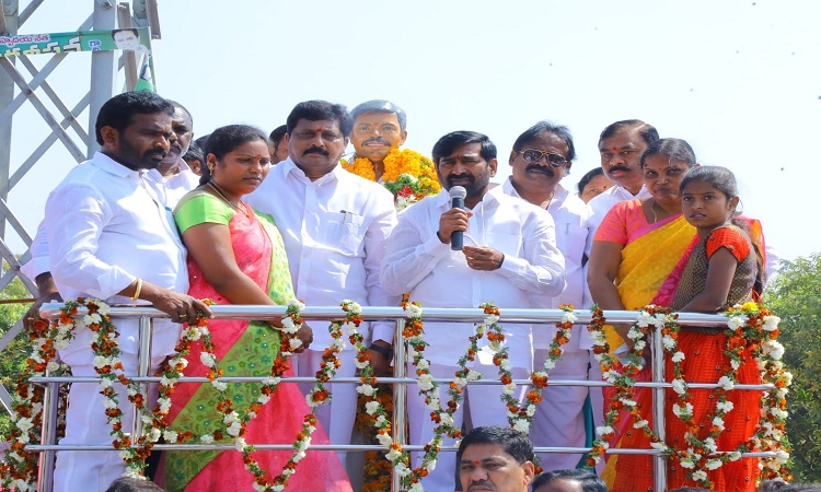 సీఎం కేసీఆర్‌ పాలనలో ప్రశాంత వాతావరణం