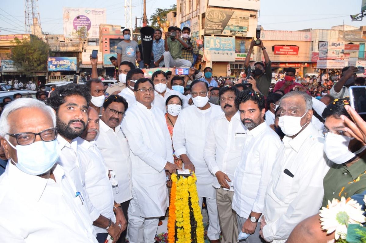 సిద్ధాంతాలకు కట్టుబడిన వ్యక్తి గంగాధర్‌