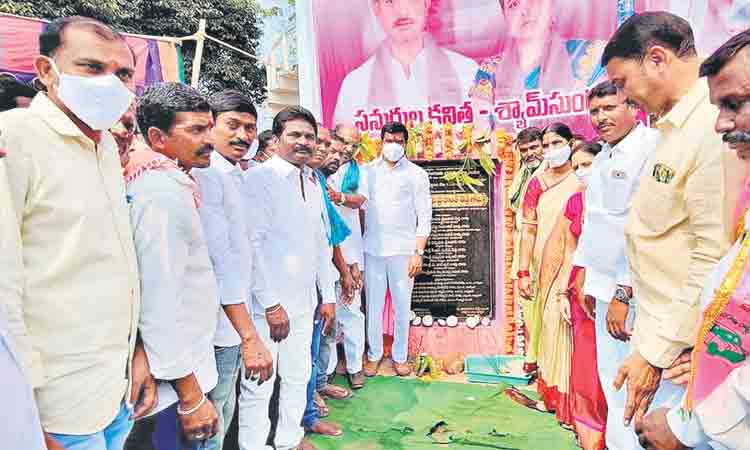 తెలంగాణను మళ్లీ ఆంధ్రాలో కలుపుతారట