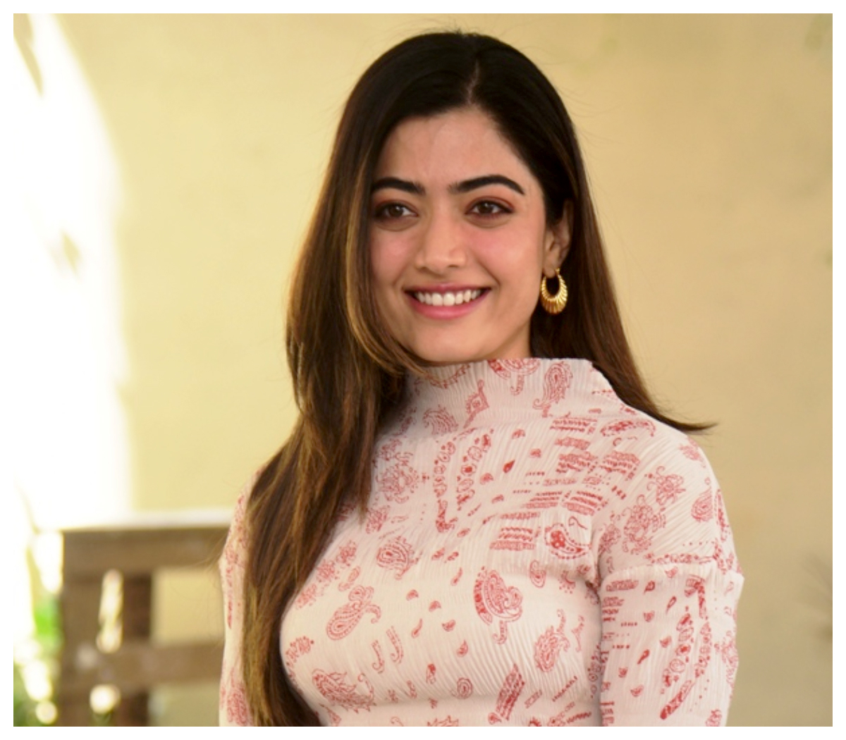 Rashmika Mandanna | ఆడవాళ్లు మీకు జోహార్లు ప్రీ రిలీజ్ ఈవెంట్‌లో రష్మిక మందన్న