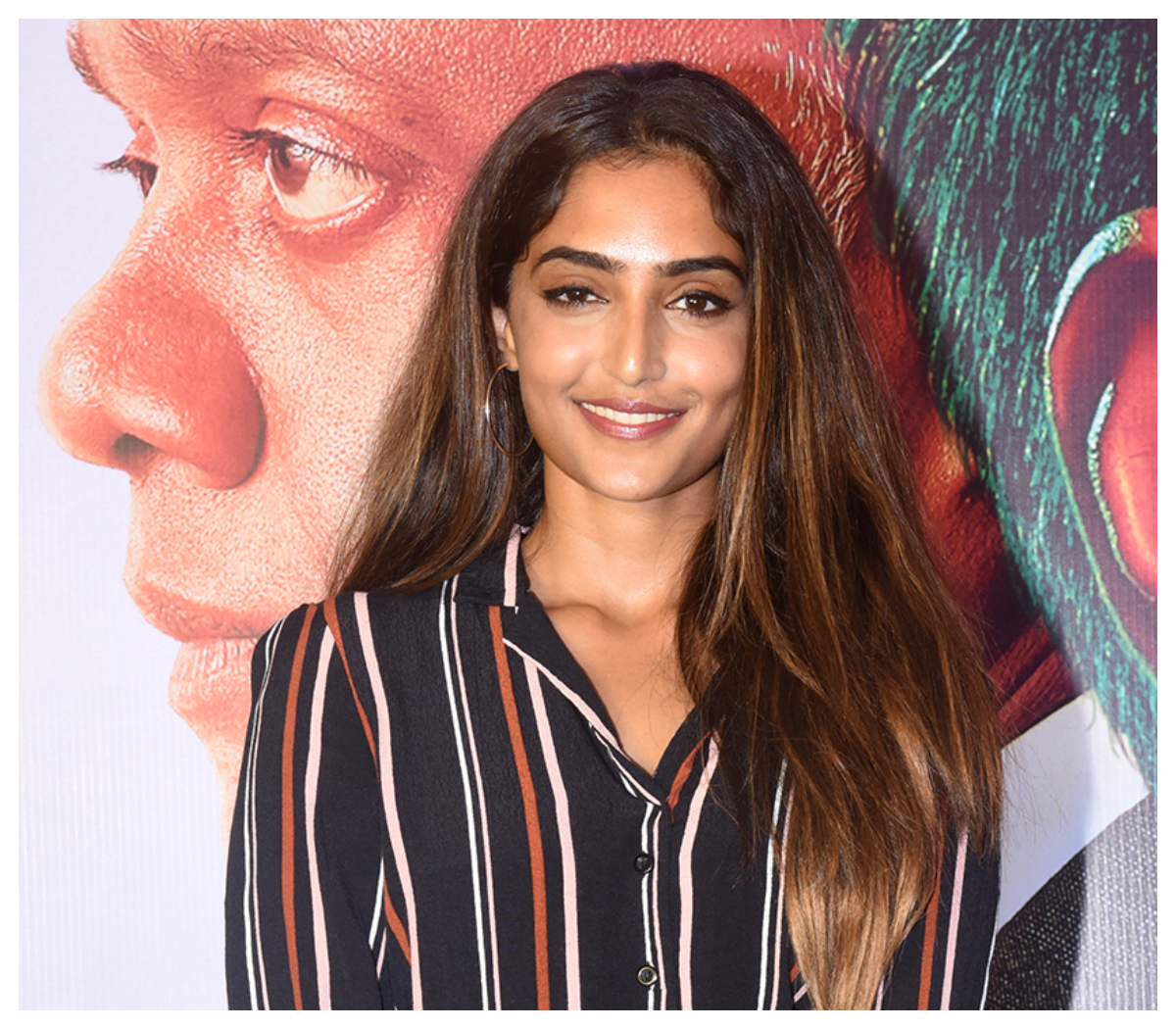 Reba Monica John | రెబా మోనికా జాన్‌ స్టన్నింగ్ ఫొటో షూట్..