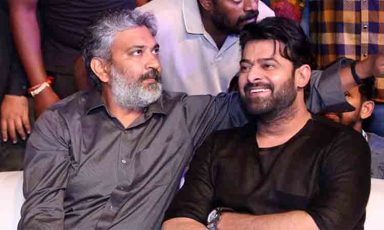 SS Rajamouli  | రాధేశ్యామ్‌ ఎడిటింగ్ టేబుల్ ద‌గ్గ‌ర జ‌క్క‌న్న‌..అదేంటి..?