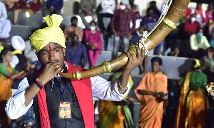 కోటి దాటిన మొక్కులు