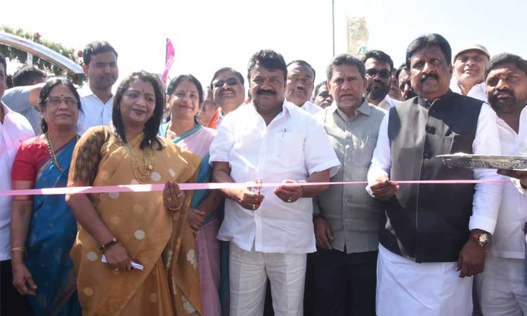 సీఎం కేసీఆర్‌ విజన్‌తో దేశానికే ఆదర్శంగా తెలంగాణ : తలసాని