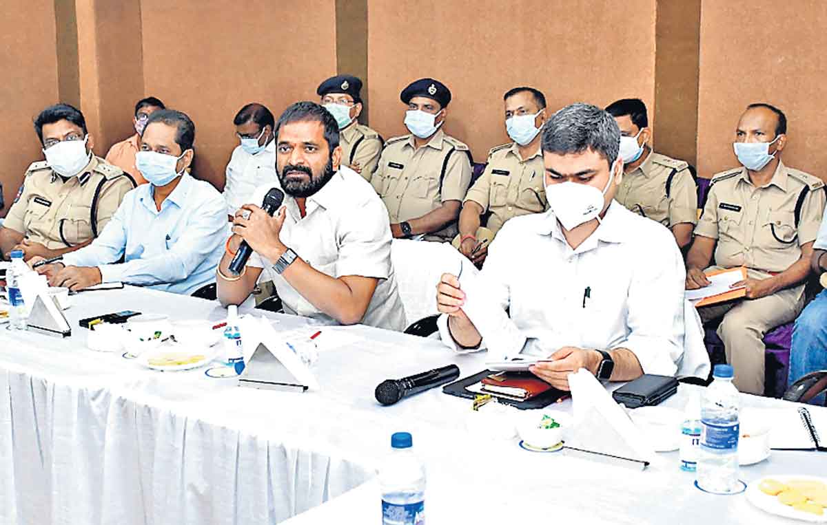 డ్రగ్స్‌ దొరికితే పబ్స్‌ లైసెన్స్‌ రద్దు