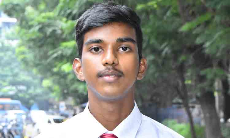 ఫైటర్‌ పైలట్‌గా గురుకుల విద్యార్థి