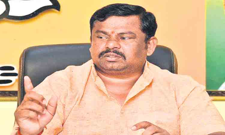 రాజాసింగ్‌పై కేంద్ర ఎన్నికల సంఘం ఆగ్రహం.. కేసు నమోదు చేయాలని రాష్ట్ర ఎస్‌ఈసీకి ఆదేశం