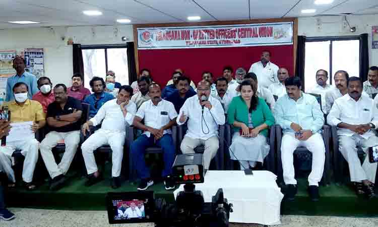 మోదీ ఖ‌బడ్దార్.. తెలంగాణ ఉద్యోగుల జేఏసీ ఆగ్ర‌హం