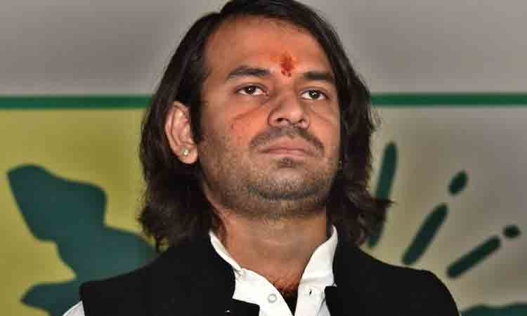 ఆర్జేడీ లీడ‌ర్ తేజ్‌ప్ర‌తాప్ యాద‌వ్ ఇంట్లోకి దూసుకెళ్లిన మందుబాబులు..