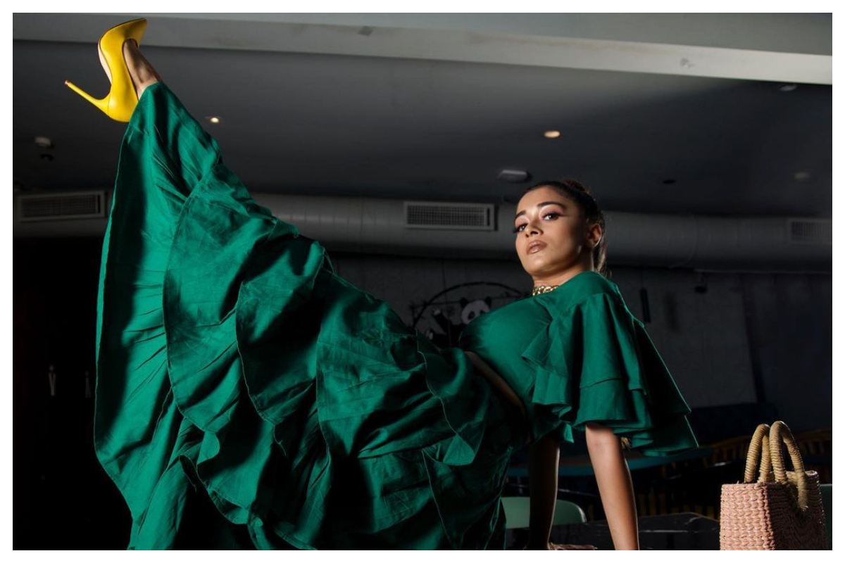 Tina Datta | అదిరిపోయిన టీనా దత్తా వెరైటీ ఫొటో షూట్‌..