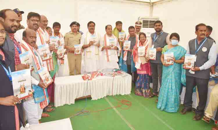 అందరి సహకారంతో జాతర సక్సెస్‌