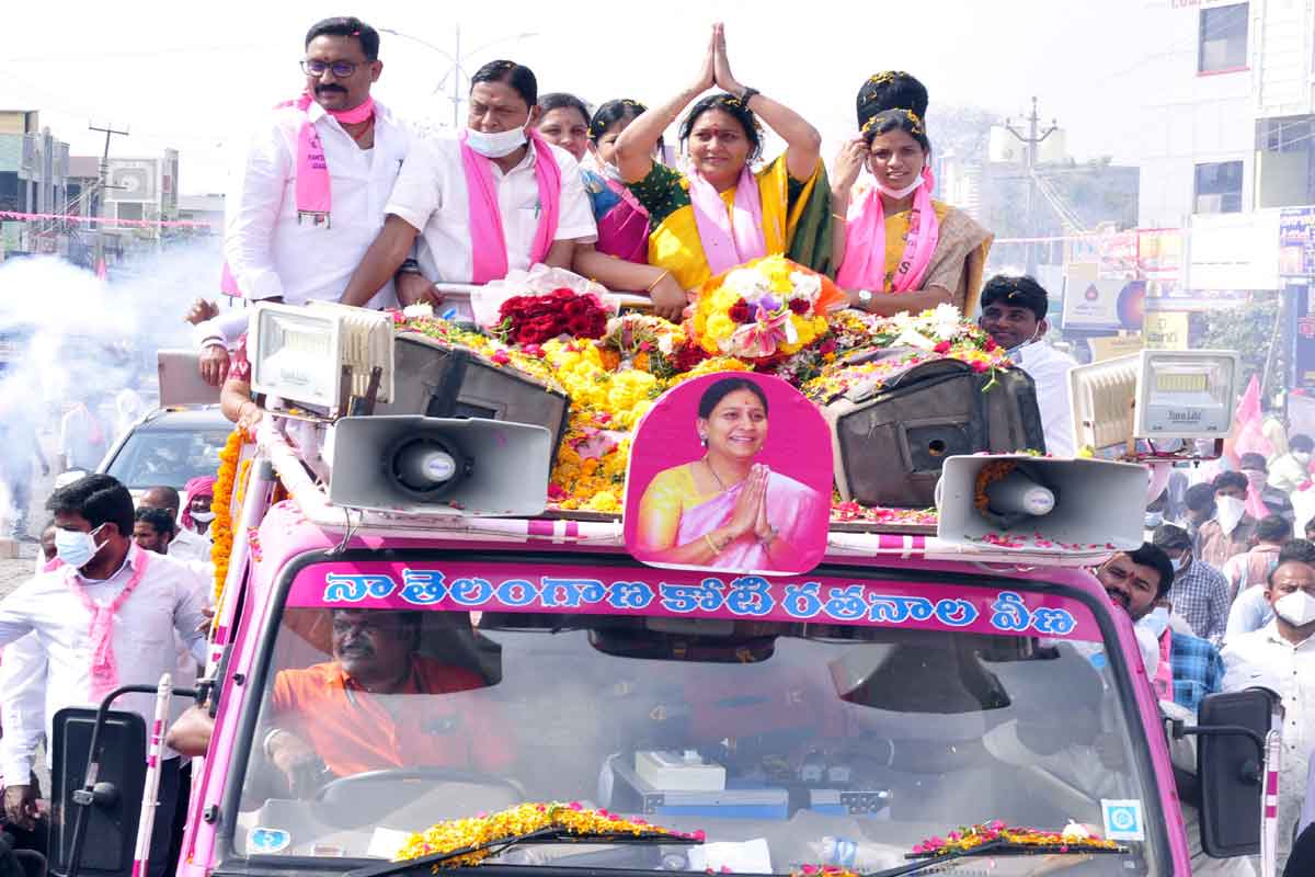 ఊరూరా ఘనస్వాగతం