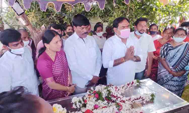 గుండెపోటుతో నెక్కొండ వైస్‌ ఎంపీపీ మృతి