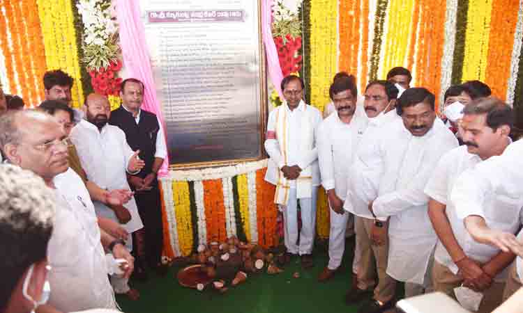 ప్రజల చెంతకు పాలన