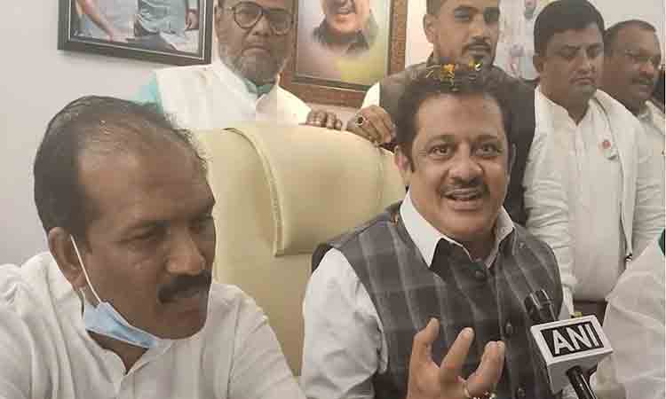 హిజాబ్ ధరించకపోతే… మహిళలు అత్యాచారాలకు గురవుతారు: కర్ణాటక కాంగ్రెస్ నేత