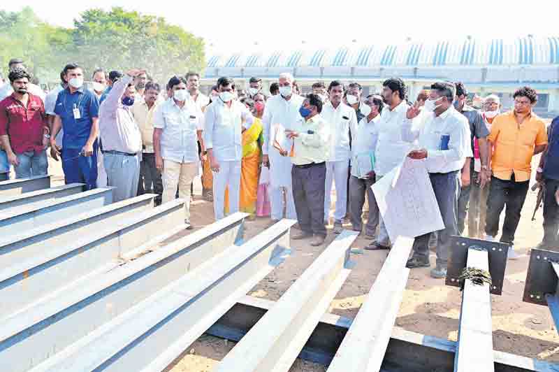 పేదల కోసమే వైద్య కళాశాల