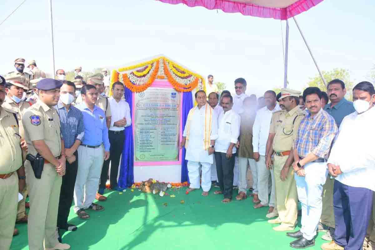 జిల్లాల ఏర్పాటుతోనే అభివృద్ధి