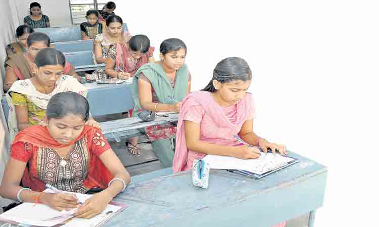 పదికి సన్నద్ధం