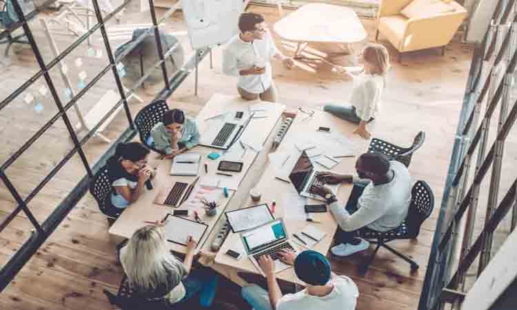 అక్క‌డ వారానికి 4 రోజులే ప‌ని.. షిఫ్ట్ ముగిశాక బాస్ మెసేజ్ చేసినా ప‌ట్టించుకోవ‌ద్ద‌ట‌