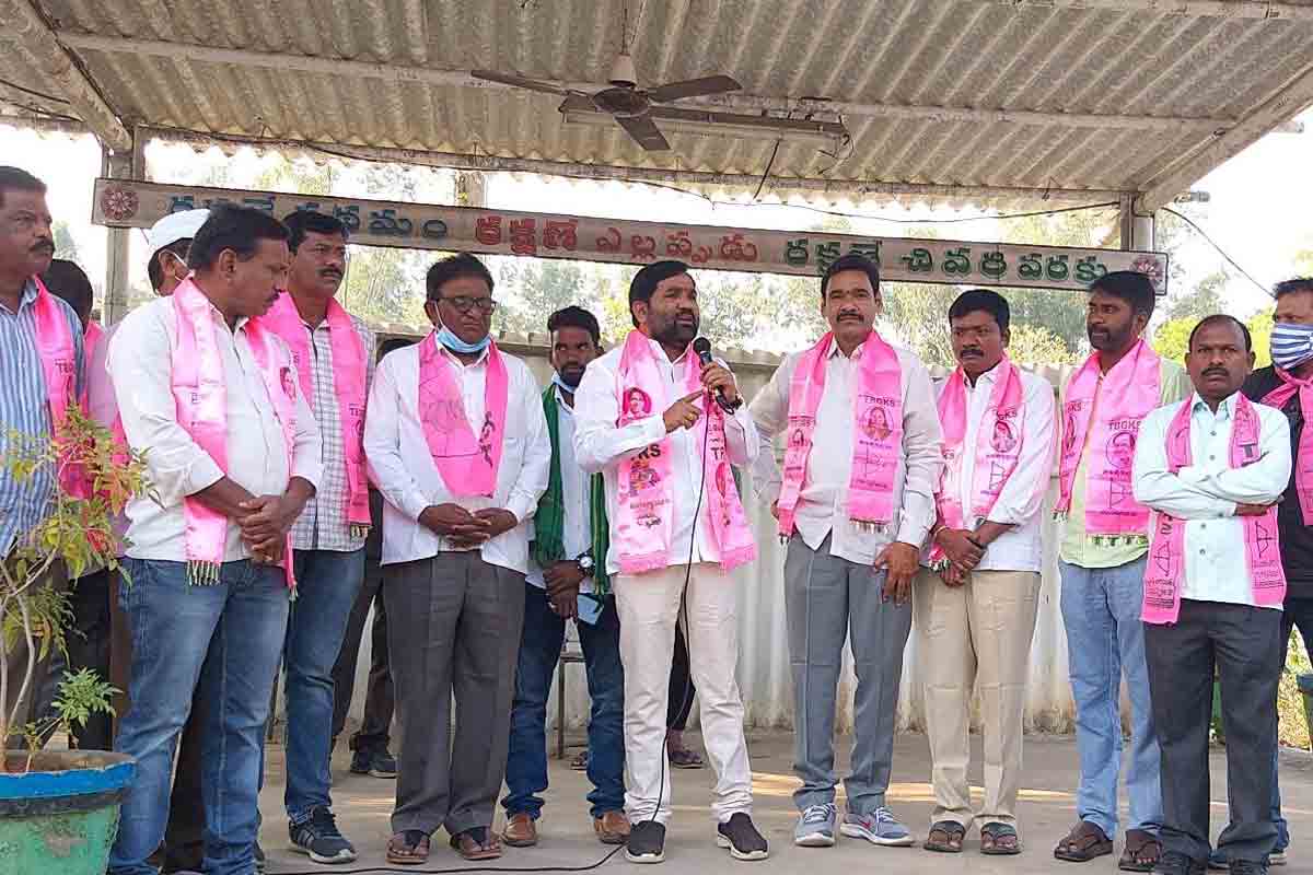 రేపటి దీక్షను విజయవంతం చేయండి : ఎమ్మెల్యే చిన్నయ్య